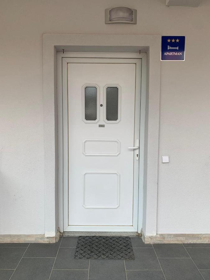 Dobric Apartman